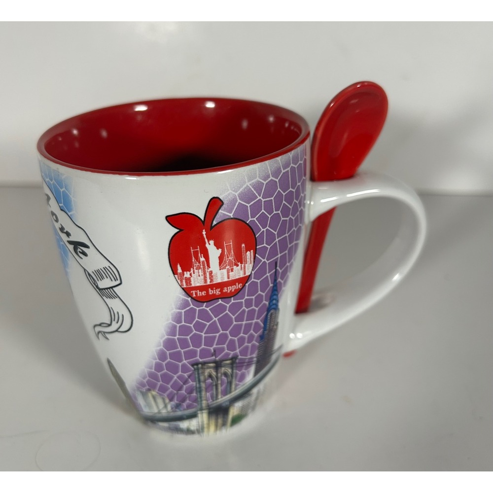Everbright Trading New York City Souvenir Mug with Spoon Red Interior 83234